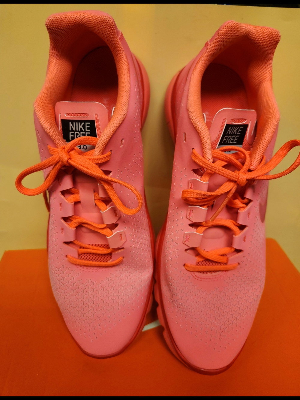 Nike Free Advantage  Women's